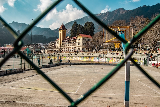 Oyo Rooms in Nainital at  999  - Book from hotels - Goibibo , make my trip